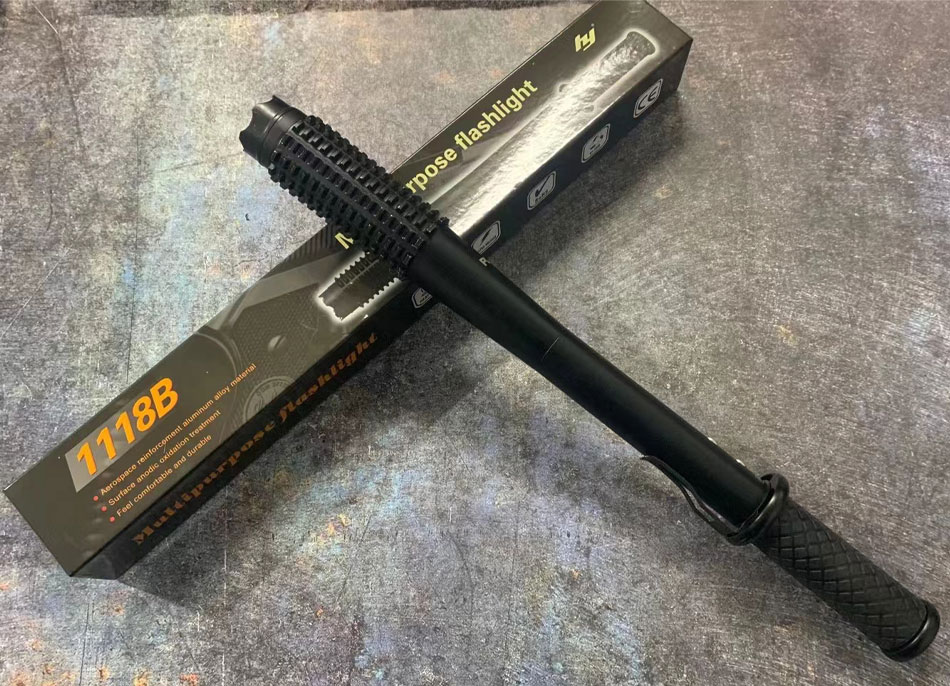 黑鹰1118B防身电棍