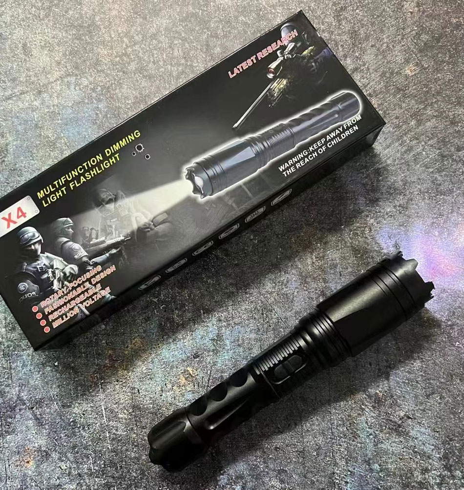 黑鹰X4防身电棒